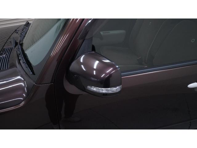ミラココア ココアプラスＸスペシャルコーデ　禁煙車　純正オーディオ　キーフリーシステム　ルーフレール　インパネＡＴ　ベンチシート　アームレスト　フォグライト　電動格納ドアミラーウィンカー　アイドリングストップ　プライバシーガラス（54枚目）