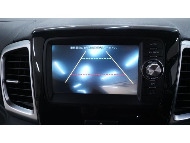 スペーシアカスタム ＴＳ　ターボ　スマートフォン連携ナビ　地デジＴＶ　Ｂｌｕｅｔｏｏｔｈ接続　バックカメラ　両側パワースライドドア　スマートキー　プッシュスタート　インパネＡＴ　ベンチシート　アームレスト　社外グリップハンドル（9枚目）