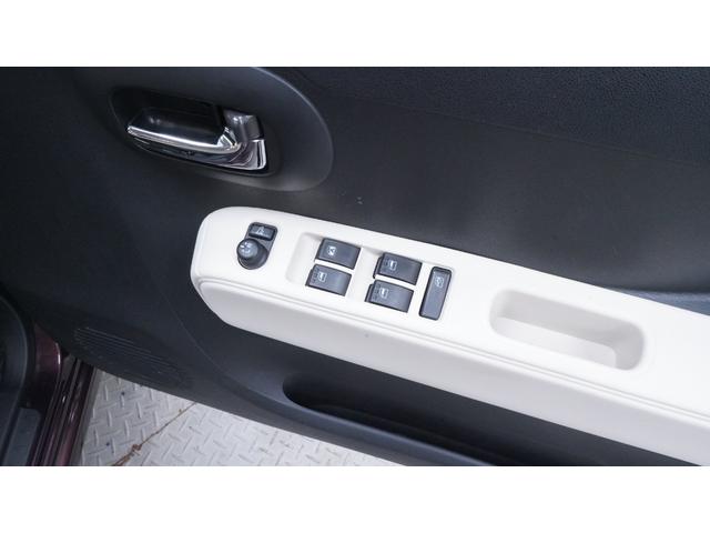 ミラココア ココアプラスＸ　Ｗエアバック　禁煙車　純正オーディオ　キーフリーシステム　インパネＡＴベンチシート　アームレスト　ルーフレール　ＡＵＴＯエアコン　フォグライト　電動格納ドアミラーウィンカー　アイドリングストップ（11枚目）