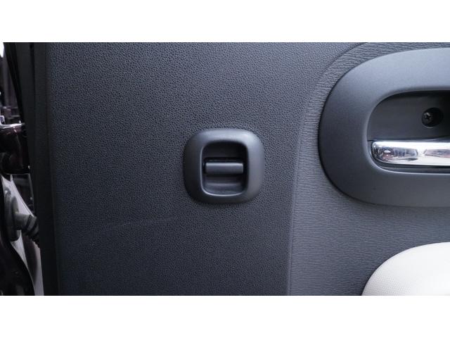 ミラココア ココアプラスＸ　Ｗエアバック　禁煙車　純正オーディオ　キーフリーシステム　インパネＡＴベンチシート　アームレスト　ルーフレール　ＡＵＴＯエアコン　フォグライト　電動格納ドアミラーウィンカー　アイドリングストップ（38枚目）