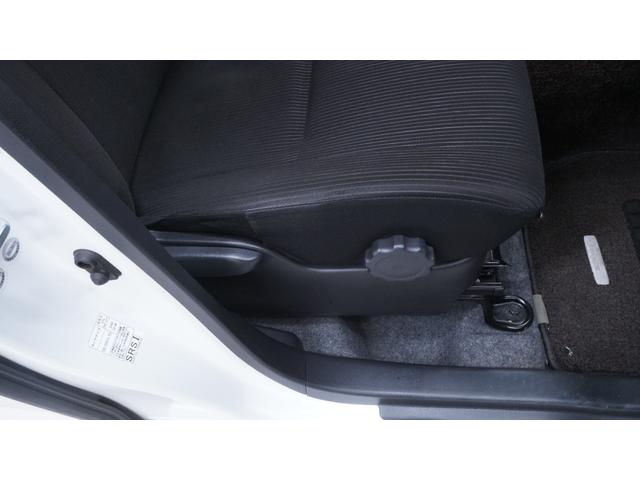 デイズルークス ハイウェイスター　ターボ　禁煙車　純正ナビ　フルセグＴＶ　ＣＤ／ＤＶＤ再生　アラウンドビューモニター　両側パワースライドドア　インテリジェントキー　プッシュスタート　革巻きハンドル　ステアリングスイッチ　チルトステアリング（22枚目）