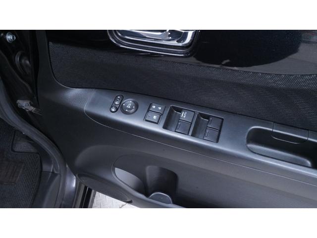 Ｎ－ＢＯＸカスタム Ｇ・Ｌパッケージ　禁煙車　カロッツェリアナビ　地デジＴＶ　ＣＤ再生　パワースライドドア　スマートキー　プッシュスタート　ＡＵＴＯエアコン　ＨＩＤヘッドライト　ＡＵＴＯライト　ステアリングスイッチ　チルトステアリング（13枚目）
