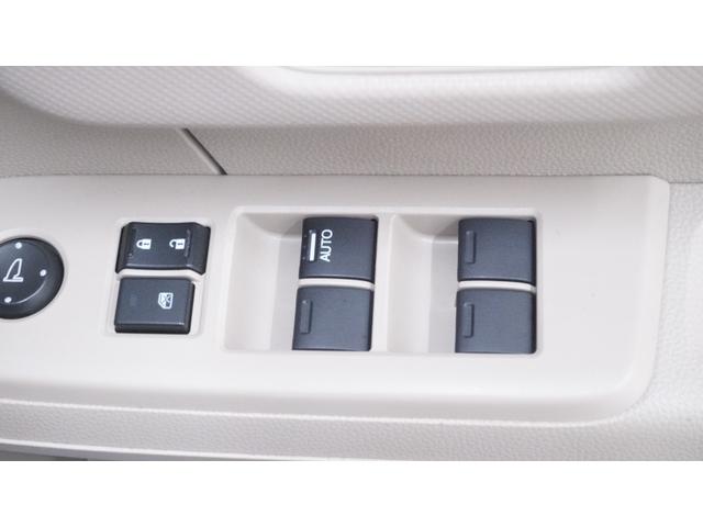 Ｎ－ＢＯＸ Ｇホンダセンシング　禁煙車　社外オーディオ　ホンダセンシング　アダプティブクルーズコントロール　ステアリングスイッチ　スマートキー　プッシュスタート　インパネＡＴ　ベンチシート　アームレスト　ＬＥＤヘッドライト（12枚目）