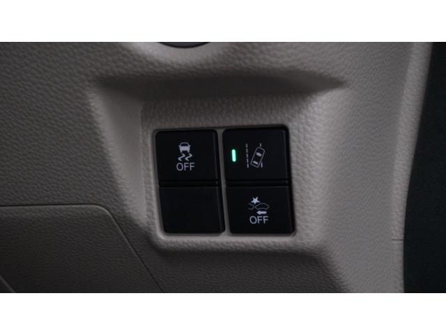 Ｎ－ＢＯＸ Ｇホンダセンシング　禁煙車　社外オーディオ　ホンダセンシング　アダプティブクルーズコントロール　ステアリングスイッチ　スマートキー　プッシュスタート　インパネＡＴ　ベンチシート　アームレスト　ＬＥＤヘッドライト（17枚目）