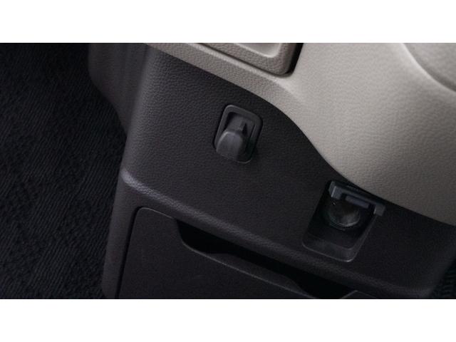 Ｎ－ＢＯＸ Ｇホンダセンシング　禁煙車　社外オーディオ　ホンダセンシング　アダプティブクルーズコントロール　ステアリングスイッチ　スマートキー　プッシュスタート　インパネＡＴ　ベンチシート　アームレスト　ＬＥＤヘッドライト（25枚目）