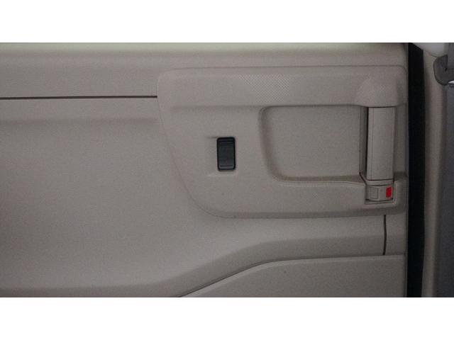 Ｎ－ＢＯＸ Ｇホンダセンシング　禁煙車　社外オーディオ　ホンダセンシング　アダプティブクルーズコントロール　ステアリングスイッチ　スマートキー　プッシュスタート　インパネＡＴ　ベンチシート　アームレスト　ＬＥＤヘッドライト（41枚目）