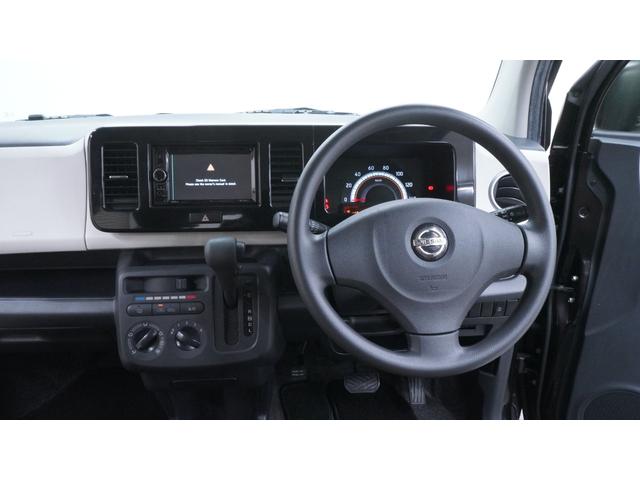 モコ Ｓ　フル装備　Ｗエアバック　禁煙車　地デジＴＶ　ＣＤ／ＤＶＤ再生　スマートキー　プッシュスタート　インパネＡＴ　ベンチシート　アームレスト　社外１３インチアルミホイール　アイドリングストップ（3枚目）