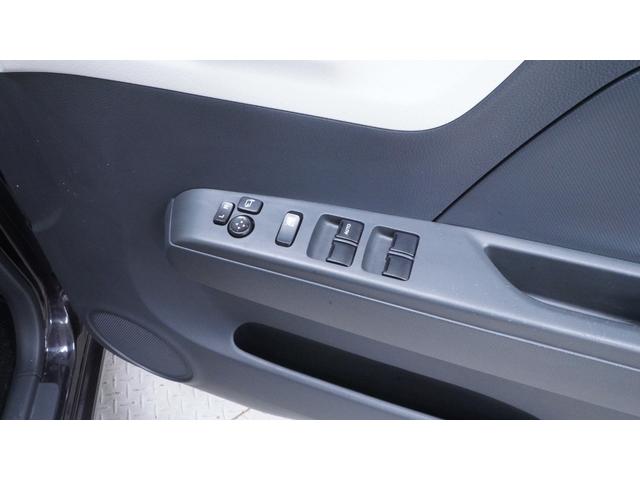 モコ Ｓ　フル装備　Ｗエアバック　禁煙車　地デジＴＶ　ＣＤ／ＤＶＤ再生　スマートキー　プッシュスタート　インパネＡＴ　ベンチシート　アームレスト　社外１３インチアルミホイール　アイドリングストップ（11枚目）