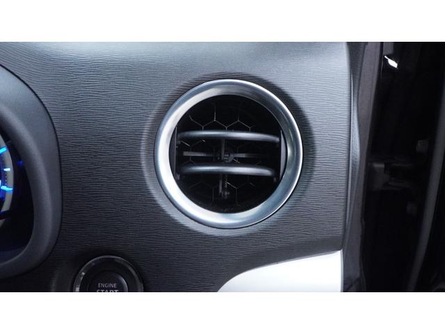 ワゴンＲスティングレー Ｘ　禁煙車　オーディオ　スマートキー　革巻きハンドル　アームレスト　チルトステアリング　シートリフター　ＨＩＤヘッドライト　ＡＵＴＯエアコン　電動格納ドアミラー　純正１４インチアルミホイール（17枚目）