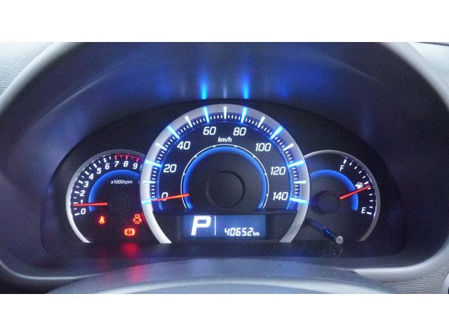 ワゴンＲスティングレー Ｘ　禁煙車　オーディオ　スマートキー　革巻きハンドル　アームレスト　チルトステアリング　シートリフター　ＨＩＤヘッドライト　ＡＵＴＯエアコン　電動格納ドアミラー　純正１４インチアルミホイール（24枚目）