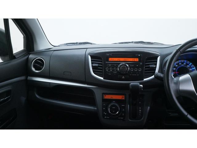 ワゴンＲスティングレー Ｘ　禁煙車　オーディオ　スマートキー　革巻きハンドル　アームレスト　チルトステアリング　シートリフター　ＨＩＤヘッドライト　ＡＵＴＯエアコン　電動格納ドアミラー　純正１４インチアルミホイール（28枚目）