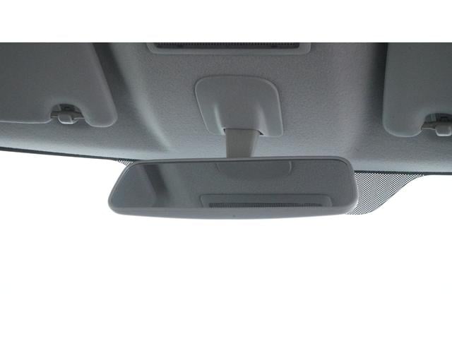 ワゴンＲスティングレー Ｘ　禁煙車　オーディオ　スマートキー　革巻きハンドル　アームレスト　チルトステアリング　シートリフター　ＨＩＤヘッドライト　ＡＵＴＯエアコン　電動格納ドアミラー　純正１４インチアルミホイール（37枚目）