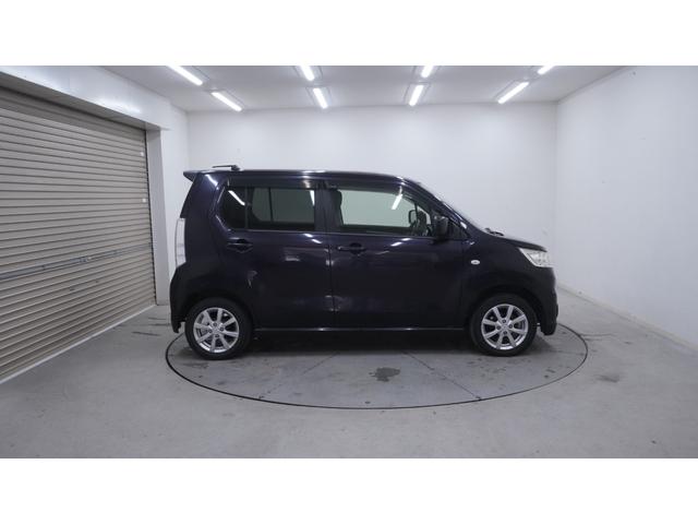 ワゴンＲスティングレー Ｘ　禁煙車　オーディオ　スマートキー　革巻きハンドル　アームレスト　チルトステアリング　シートリフター　ＨＩＤヘッドライト　ＡＵＴＯエアコン　電動格納ドアミラー　純正１４インチアルミホイール（46枚目）