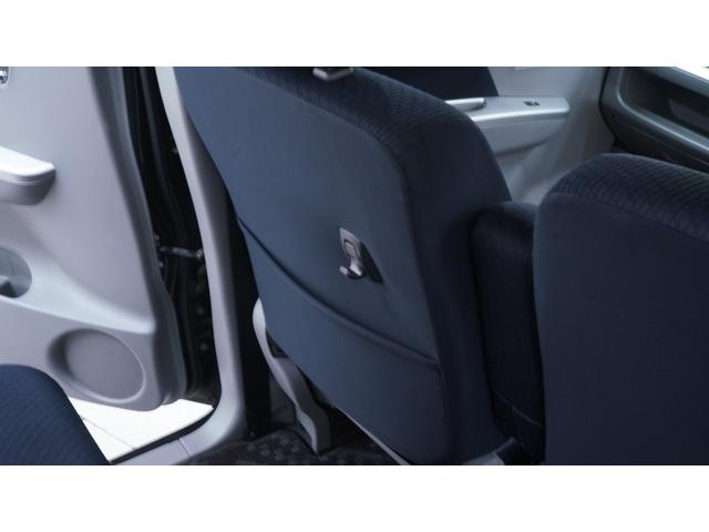 ワゴンＲ ＦＸリミテッド　禁煙車　純正オーディオ　スマートキー　革巻きハンドル　チルトステアリング　シートリフター　ヘッドライトレベライザー　電動格納ドアミラーウィンカー　ＡＵＴＯエアコン（39枚目）