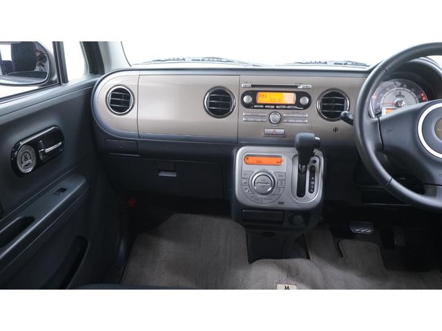 アルトラパン １０ｔｈアニバーサリーリミテッド　禁煙車　スマートキー　プッシュスタート　革巻きハンドル　ＡＵＴＯエアコン　ベンチシート　アームレスト（27枚目）