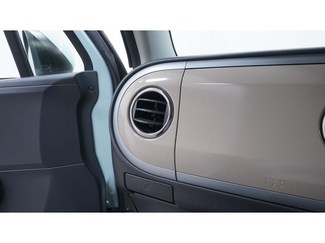 アルトラパン １０ｔｈアニバーサリーリミテッド　禁煙車　スマートキー　プッシュスタート　革巻きハンドル　ＡＵＴＯエアコン　ベンチシート　アームレスト（29枚目）