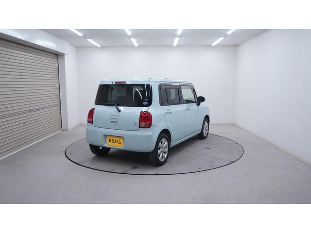 アルトラパン １０ｔｈアニバーサリーリミテッド　禁煙車　スマートキー　プッシュスタート　革巻きハンドル　ＡＵＴＯエアコン　ベンチシート　アームレスト（56枚目）