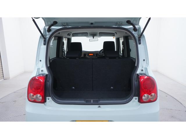 アルトラパン １０ｔｈアニバーサリーリミテッド　禁煙車　スマートキー　プッシュスタート　革巻きハンドル　ＡＵＴＯエアコン　ベンチシート　アームレスト（63枚目）