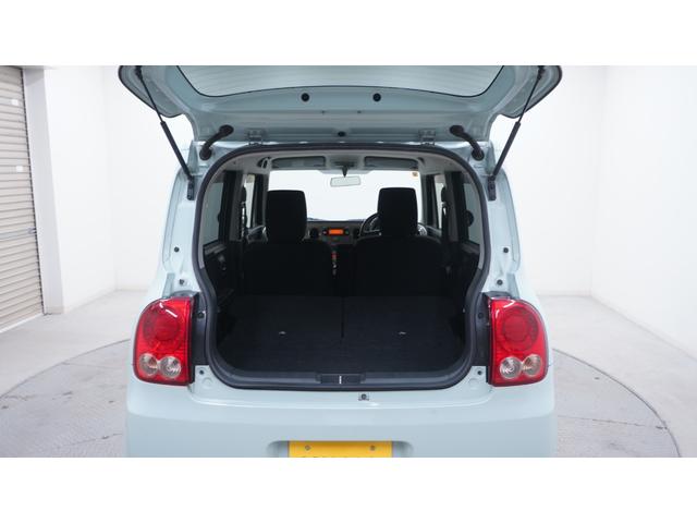 アルトラパン １０ｔｈアニバーサリーリミテッド　禁煙車　スマートキー　プッシュスタート　革巻きハンドル　ＡＵＴＯエアコン　ベンチシート　アームレスト（65枚目）