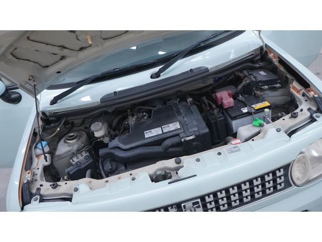 アルトラパン １０ｔｈアニバーサリーリミテッド　禁煙車　スマートキー　プッシュスタート　革巻きハンドル　ＡＵＴＯエアコン　ベンチシート　アームレスト（66枚目）