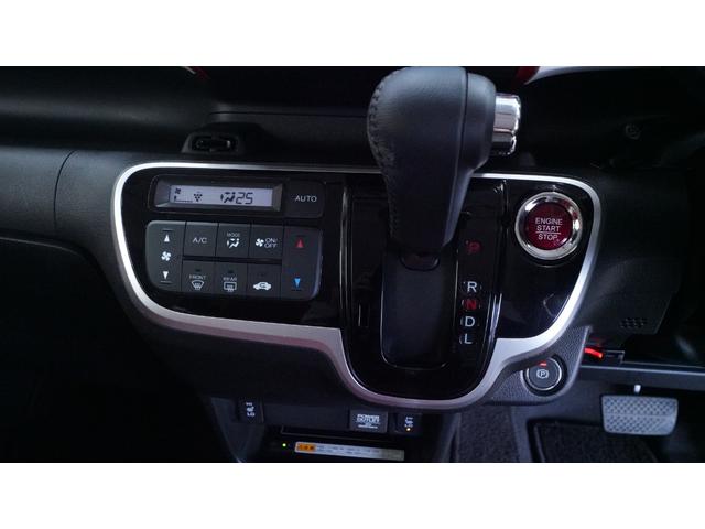 コーヒーや紅茶、ソフトドリンクをご用意しております。