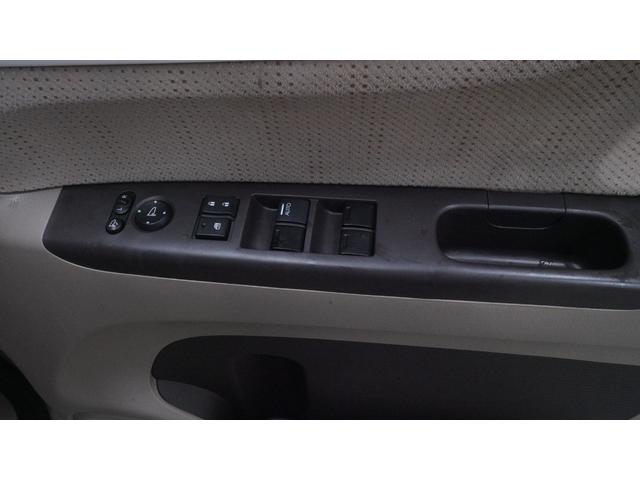 Ｎ－ＢＯＸ＋ Ｇ・ターボＬパッケージ　Ｇａｔｈｅｒｓ’ナビ　フルセグＴＶ　ＣＤ／ＤＶＤ再生　Ｂｌｕｅｔｏｏｔｈ接続　バックモニター　パワースライドドア　スマートキー　プッシュスタート　パドルシフト　ステアリングスイッチ　ＨＩＤヘッドライト（14枚目）