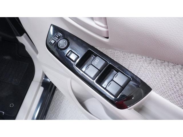 ｅＫワゴン Ｍ　禁煙車　キーレス　ステアリングスイッチ　インパネＡＴベンチシート　電動格納ドアミラー　ヘッドライトレベライザー　ＡＵＴＯライト　エマージェンシーブレーキパッケージ　アームレスト　衝突被害軽減ブレーキ（10枚目）
