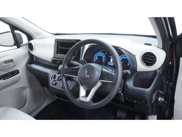 ｅＫワゴン Ｍ　禁煙車　キーレス　ステアリングスイッチ　インパネＡＴベンチシート　電動格納ドアミラー　ヘッドライトレベライザー　ＡＵＴＯライト　エマージェンシーブレーキパッケージ　アームレスト　衝突被害軽減ブレーキ（12枚目）