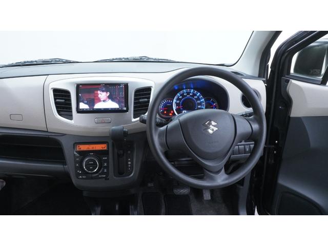 ワゴンＲ ＦＸ　フル装備　Ｗエアバック　社外ナビ　フルセグＴＶ　ＣＤ／ＤＶＤ再生　キーレス　電動格納ドアミラー　アイドリングストップ　インパネＡＴ　ベンチシート　ＡＵＴＯエアコン　アームレスト（3枚目）