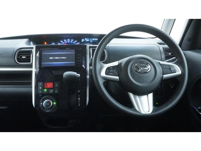 タント カスタムＸ　トップエディションリミテッドＳＡＩＩＩ　禁煙車　後期モデル　純正ナビ　ＣＤ／ＤＶＤ再生　パノラマモニター　両側パワースライドドア　ステアリングスイッチ　シートヒーター　スマートキー　プッシュスタート　チルトステアリング（3枚目）