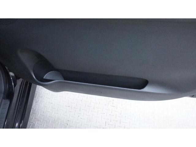 タント カスタムＸ　トップエディションリミテッドＳＡＩＩＩ　禁煙車　後期モデル　純正ナビ　ＣＤ／ＤＶＤ再生　パノラマモニター　両側パワースライドドア　ステアリングスイッチ　シートヒーター　スマートキー　プッシュスタート　チルトステアリング（15枚目）