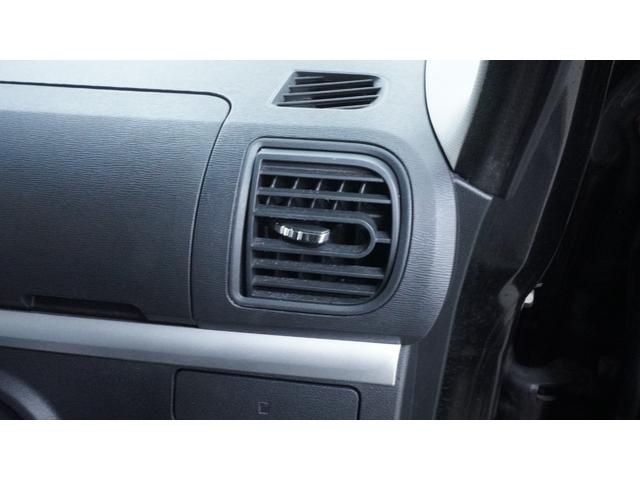 タント カスタムＸ　トップエディションリミテッドＳＡＩＩＩ　禁煙車　後期モデル　純正ナビ　ＣＤ／ＤＶＤ再生　パノラマモニター　両側パワースライドドア　ステアリングスイッチ　シートヒーター　スマートキー　プッシュスタート　チルトステアリング（19枚目）