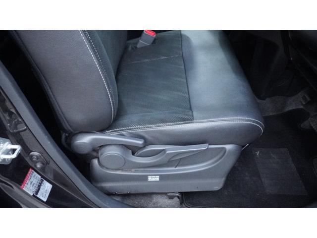 タント カスタムＸ　トップエディションリミテッドＳＡＩＩＩ　禁煙車　後期モデル　純正ナビ　ＣＤ／ＤＶＤ再生　パノラマモニター　両側パワースライドドア　ステアリングスイッチ　シートヒーター　スマートキー　プッシュスタート　チルトステアリング（23枚目）