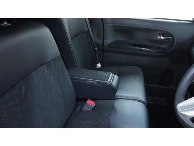 タント カスタムＸ　トップエディションリミテッドＳＡＩＩＩ　禁煙車　後期モデル　純正ナビ　ＣＤ／ＤＶＤ再生　パノラマモニター　両側パワースライドドア　ステアリングスイッチ　シートヒーター　スマートキー　プッシュスタート　チルトステアリング（24枚目）