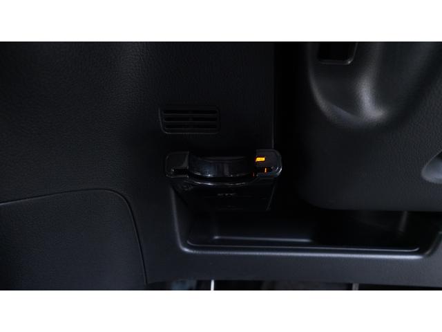 Ｎ－ＢＯＸカスタム Ｇ・Ｌパッケージ　禁煙車　ＫＥＮＷＯＯＤナビ　フルセグＴＶ　Ｂｌｕｅｔｏｏｔｈ　ＣＤ／ＤＶＤ再生　バックカメラ　パワースライドドア　スマートキー　プッシュスタート　インパネＡＴ　ベンチシート　アームレスト（10枚目）