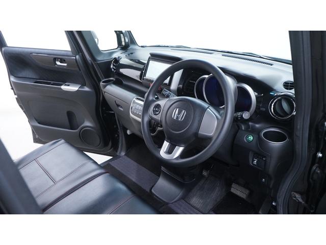 Ｎ－ＢＯＸカスタム Ｇ・Ｌパッケージ　禁煙車　ＫＥＮＷＯＯＤナビ　フルセグＴＶ　Ｂｌｕｅｔｏｏｔｈ　ＣＤ／ＤＶＤ再生　バックカメラ　パワースライドドア　スマートキー　プッシュスタート　インパネＡＴ　ベンチシート　アームレスト（17枚目）
