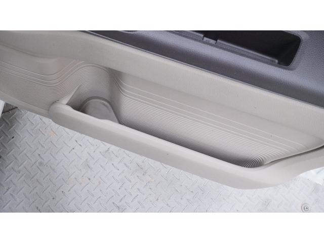 N-BOX G・L 禁煙車 KENWOODメモリーナビ 地デジTV CD再生 Bluetooth バックカメラ パワースライドドア スマートキー プッシュスタート インパネAT ベンチシート アームレスト(17枚目)