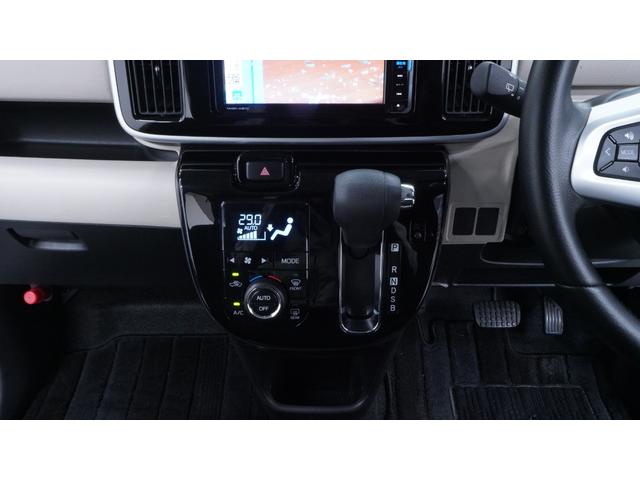 ムーヴキャンバス Ｇメイクアップ　ＳＡＩＩ　禁煙車　純正ナビ　フルセグＴＶ　Ｂｌｕｅｔｏｏｔｈ対応　ＣＤ／ＤＶＤ再生　両側パワースライドドア　革巻きハンドル　ＡＵＴＯエアコン　ステアリングスイッチ　電動格納ドアミラー　スマートキー（29枚目）