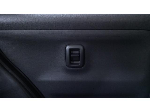 ムーヴキャンバス Ｇメイクアップ　ＳＡＩＩ　禁煙車　純正ナビ　フルセグＴＶ　Ｂｌｕｅｔｏｏｔｈ対応　ＣＤ／ＤＶＤ再生　両側パワースライドドア　革巻きハンドル　ＡＵＴＯエアコン　ステアリングスイッチ　電動格納ドアミラー　スマートキー（43枚目）