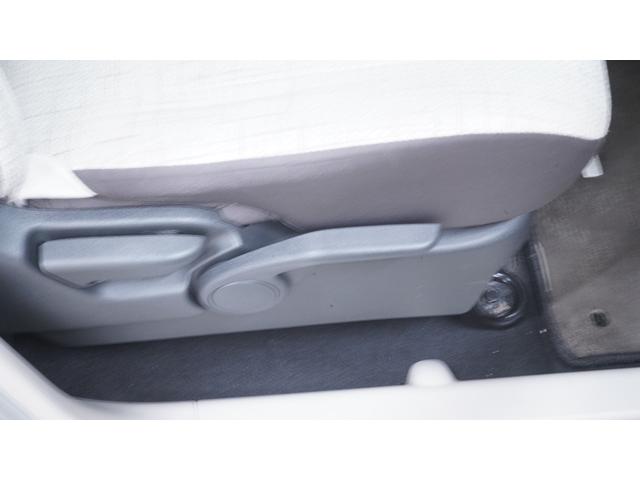 デイズ Ｓ　フル装備　Ｗエアバック　禁煙車　ワンオーナー　純正ナビ　フルセグＴＶ　ＣＤ再生　Ｂｌｕｅｔｏｏｔｈ　バックモニター　エマージェンシーブレーキパッケージ　アイドリングストップ　　キーレス　インパネＡＴ（27枚目）