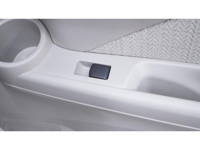 デイズ Ｓ　フル装備　Ｗエアバック　禁煙車　ワンオーナー　純正ナビ　フルセグＴＶ　ＣＤ再生　Ｂｌｕｅｔｏｏｔｈ　バックモニター　エマージェンシーブレーキパッケージ　アイドリングストップ　　キーレス　インパネＡＴ（42枚目）