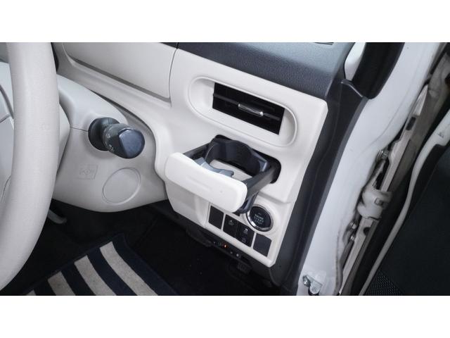 ムーヴキャンバス 　禁煙車　社外ナビ　フルセグＴＶ　ＣＤ／ＤＶＤ再生　Ｂｌｕｅｔｏｏｔｈ接続　両側パワースライドドア　スマートキー　電動格納ドアミラー　シートヒーター　衝突被害軽減ブレーキ　アイドリングストップ（19枚目）