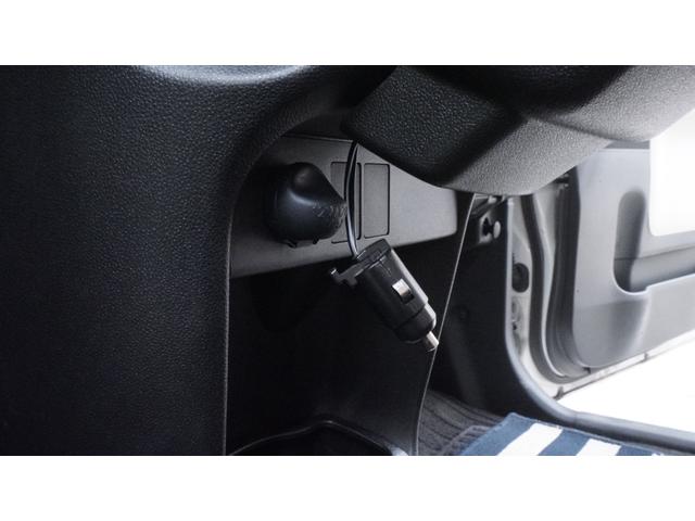 ムーヴキャンバス 　禁煙車　社外ナビ　フルセグＴＶ　ＣＤ／ＤＶＤ再生　Ｂｌｕｅｔｏｏｔｈ接続　両側パワースライドドア　スマートキー　電動格納ドアミラー　シートヒーター　衝突被害軽減ブレーキ　アイドリングストップ（31枚目）