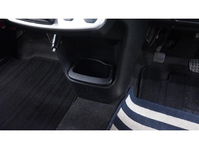 ムーヴキャンバス 　禁煙車　社外ナビ　フルセグＴＶ　ＣＤ／ＤＶＤ再生　Ｂｌｕｅｔｏｏｔｈ接続　両側パワースライドドア　スマートキー　電動格納ドアミラー　シートヒーター　衝突被害軽減ブレーキ　アイドリングストップ（32枚目）