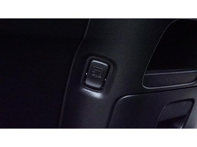 N-BOXカスタム G SSパッケージ 禁煙車 Gathers’ナビ 地デジTV CD/DVD再生 Bluetooth バックカメラ スマートキー 両側パワースライドドア 電動格納ドアミラーウィンカー ベンチシート アイドリングストップ(40枚目)