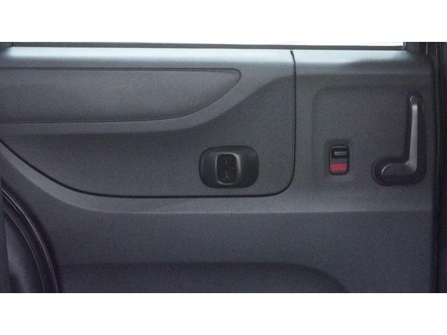 N-BOXカスタム G SSパッケージ 禁煙車 Gathers’ナビ 地デジTV CD/DVD再生 Bluetooth バックカメラ スマートキー 両側パワースライドドア 電動格納ドアミラーウィンカー ベンチシート アイドリングストップ(47枚目)