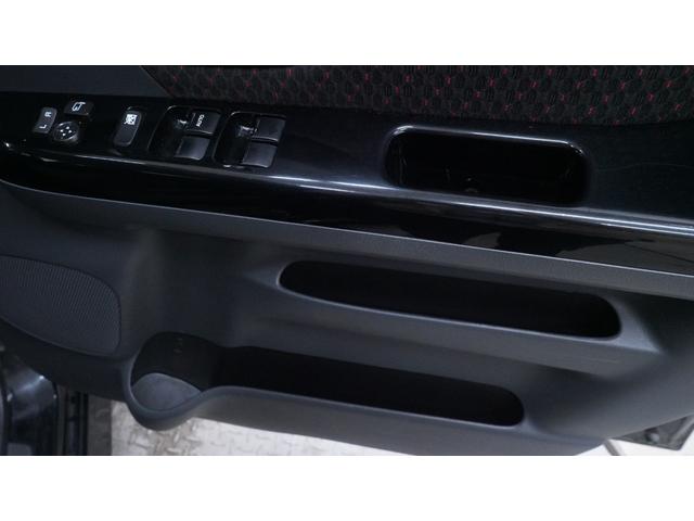 スペーシアカスタム 　禁煙車　デュアルブレーキサポート　社外ナビ　地デジＴＶ　ＣＤ／ＤＶＤ再生　バックカメラ　両側パワースライドドア　スマートキー　シートリフター　シートヒーター　フォグライト　アイドリングストップ（14枚目）