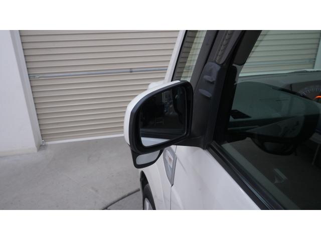 �����k���ɂ̓R�[�q�[��g���A�\�t�g�h�����N�����p�ӂ��Ă���܂��B