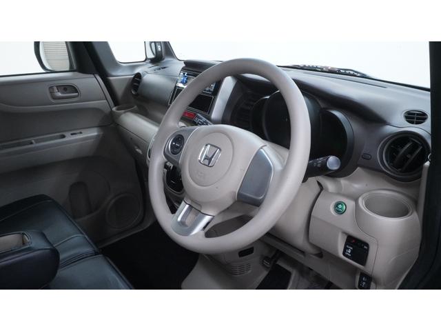 N-BOX 禁煙車 社外オーディオ パワースライドドア スマートキー プッシュスタート オートエアコン インパネAT ベンチシート アームレスト シートカバー 社外15インチアルミホイール アイドリングストップ(17枚目)