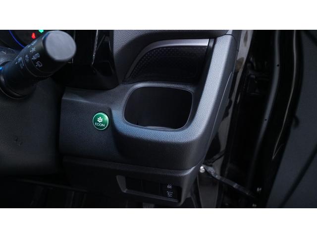 Ｎ－ＷＧＮカスタム Ｇ・Ｌパッケージ　禁煙車　ストラーダナビ　フルセグＴＶ　ＣＤ／ＤＶＤ再生　Ｂｌｕｅｔｏｏｔｈ接続　バックモニター　スマートキー　ベンチシート　　ＨＩＤヘッドライト　ＡＵＴＯライト　ビルトインＥＴＣナビ連動（21枚目）